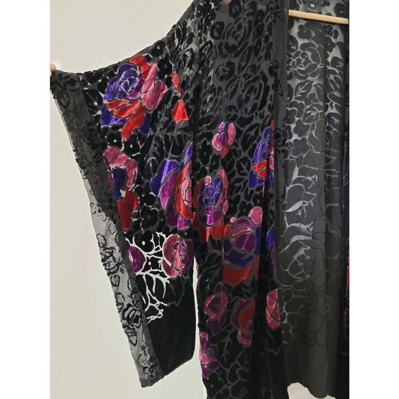 Revolve, Anna Sui Rose Border Burnout Velvet Open Cardigan in Black Multi PS - Picture 4 of 10